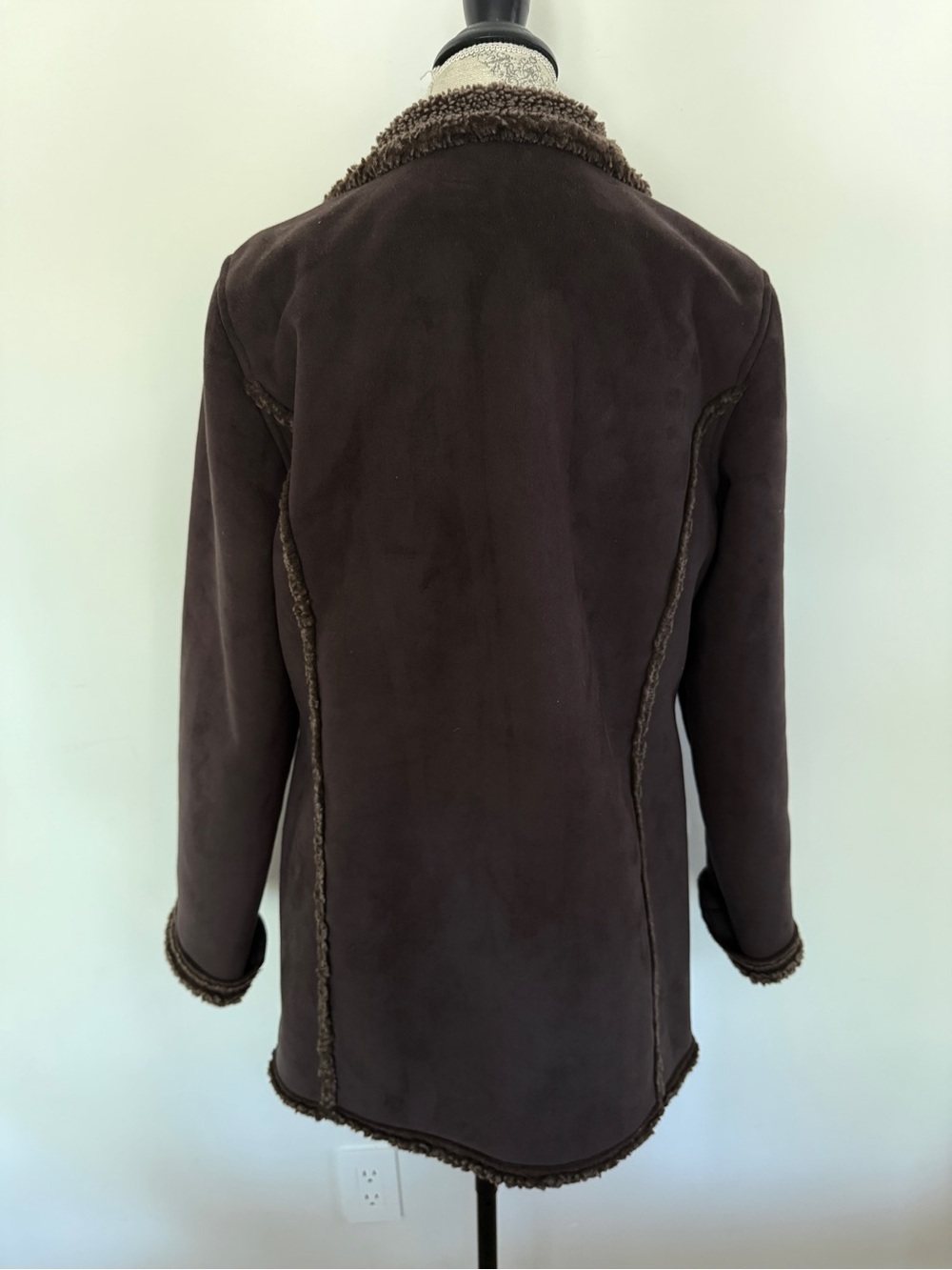 L.L. Bean Chocolate Brown Faux Suede Sherpa Shearling Coat - Picture 5 of 10